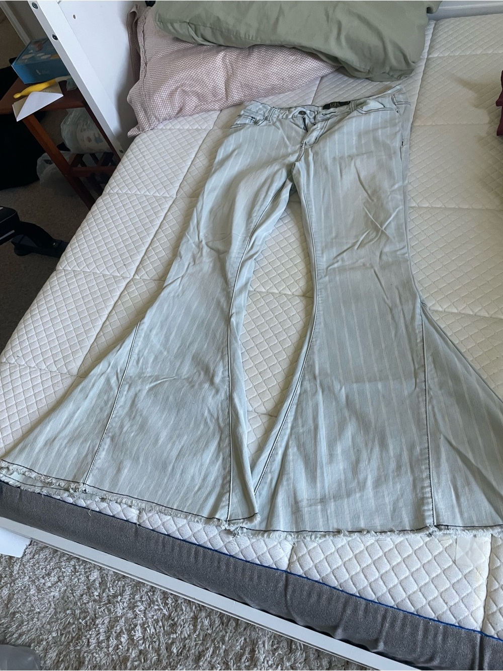 Low-Rise Wide Leg Flare Jeans